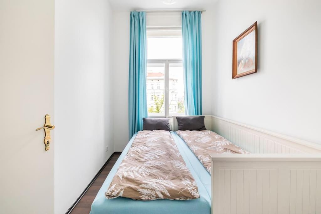 Charming Spacious Apartment Bécs Kültér fotó
